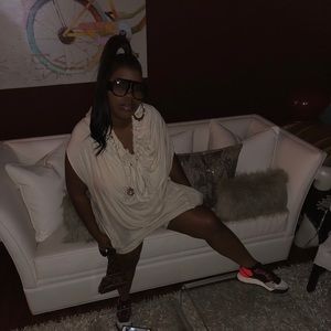 Meet your Posher, Angela